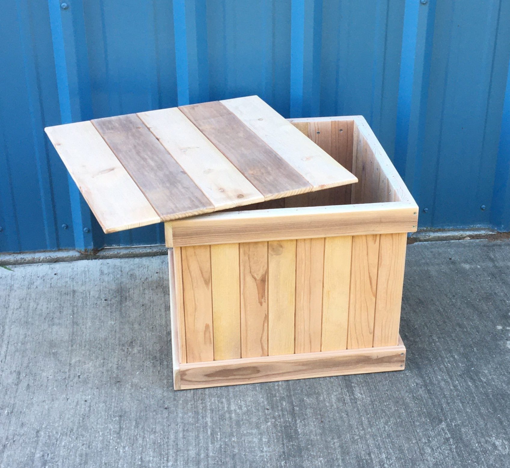 Cedar Storage Box with Removable Lid